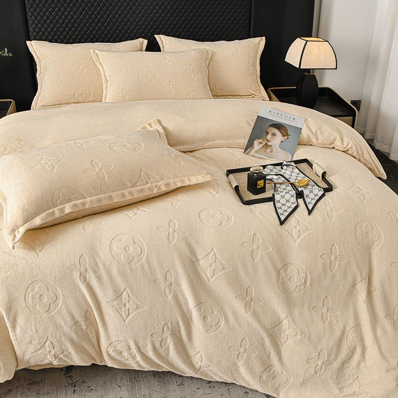 Luxury Fashion Ultra Soft Fleece Fluffy Plush Velvet Bedding Set
