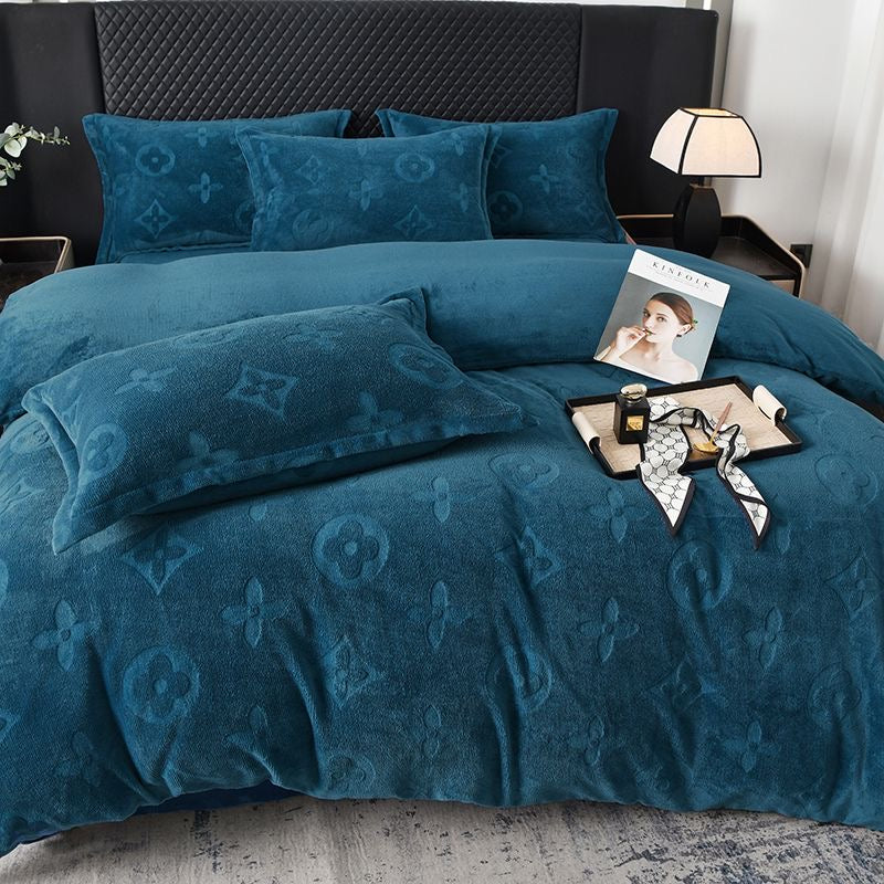 Luxury Fashion Ultra Soft Fleece Fluffy Plush Velvet Bedding Set