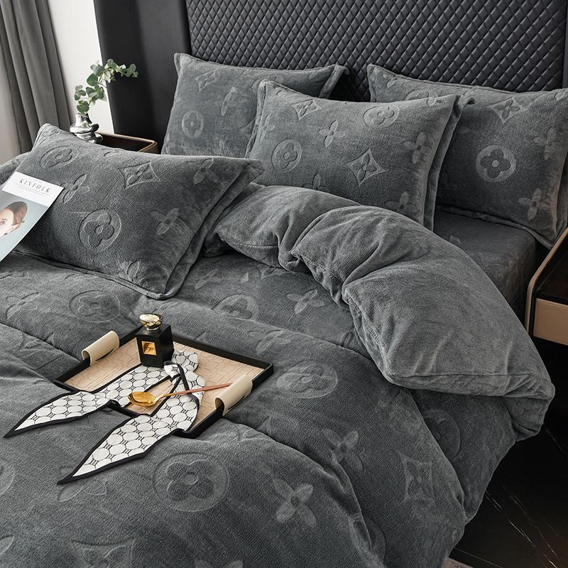 Luxury Fashion Ultra Soft Fleece Fluffy Plush Velvet Bedding Set