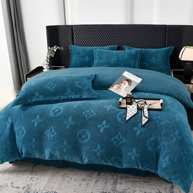 Luxury Fashion Ultra Soft Fleece Fluffy Plush Velvet Bedding Set