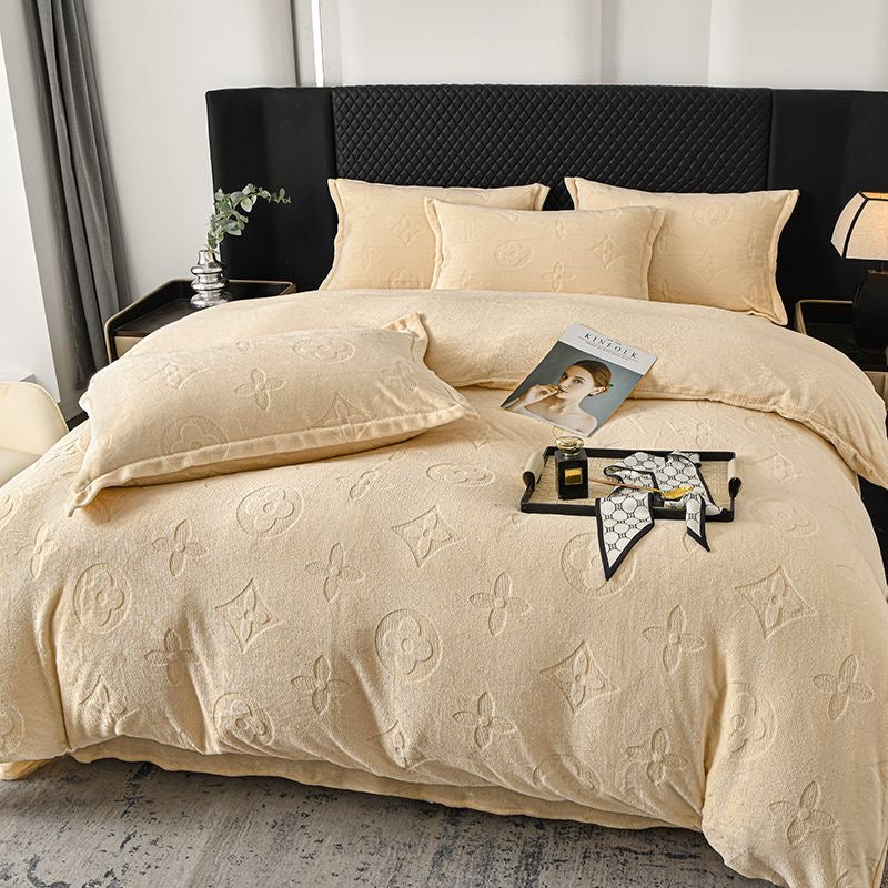 Luxury Fashion Ultra Soft Fleece Fluffy Plush Velvet Bedding Set