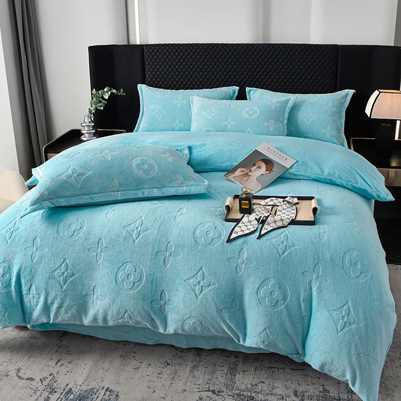 Luxury Fashion Ultra Soft Fleece Fluffy Plush Velvet Bedding Set