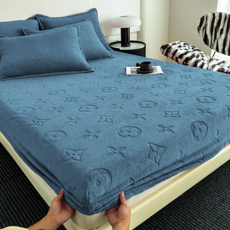 Luxury Fashion Fuzzy Fleece Velvet Fitted Bed Sheet Cover Set