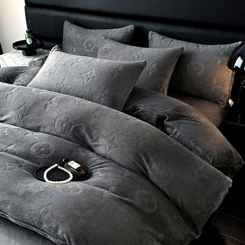 Fashion Thick Flannel Fleece Bedding Set Double-Sided Carved Plush Duvet Cover & Sheet Set
