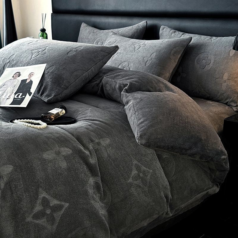 Fashion Thick Flannel Fleece Bedding Set Double-Sided Carved Plush Duvet Cover & Sheet Set