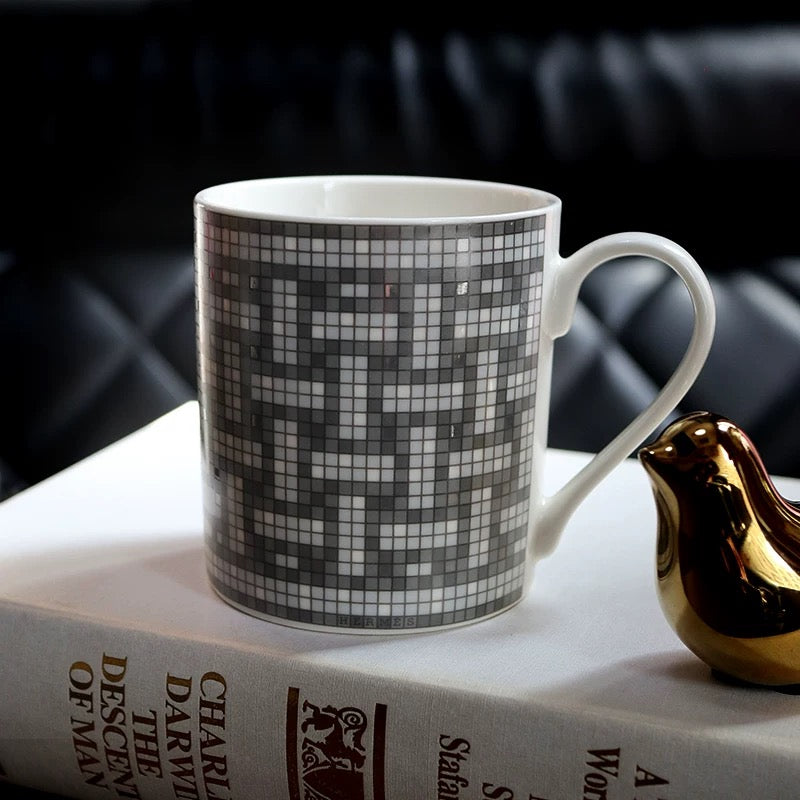 Luxury Fashion Premium Fine Porcelain with Elegant Gold-Plated Finish Coffee & Tea Mug