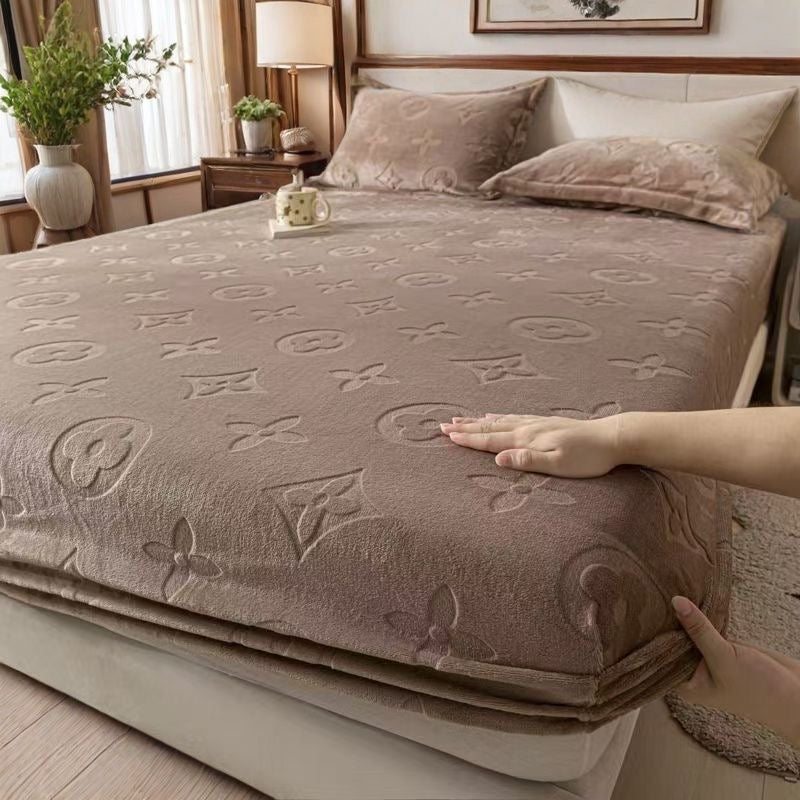 Luxurious All-Season Milk Plush Velvet Fitted Bed Cover Sheet Set