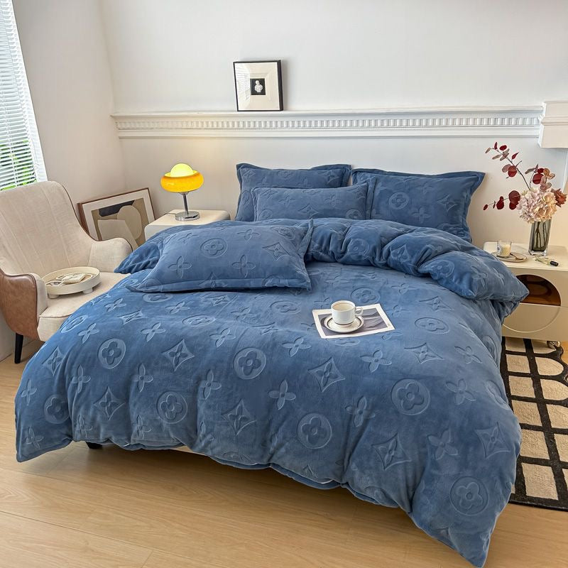 Luxury Fashion Milk Velvet Thick Plush Flannel Bedding Set