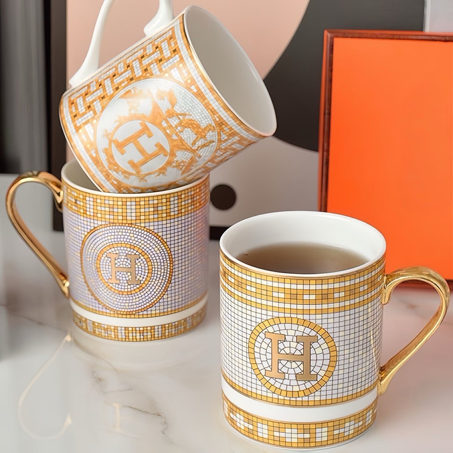 Luxury Fashion Premium Fine Porcelain with Elegant Gold-Plated Finish Coffee & Tea Mug