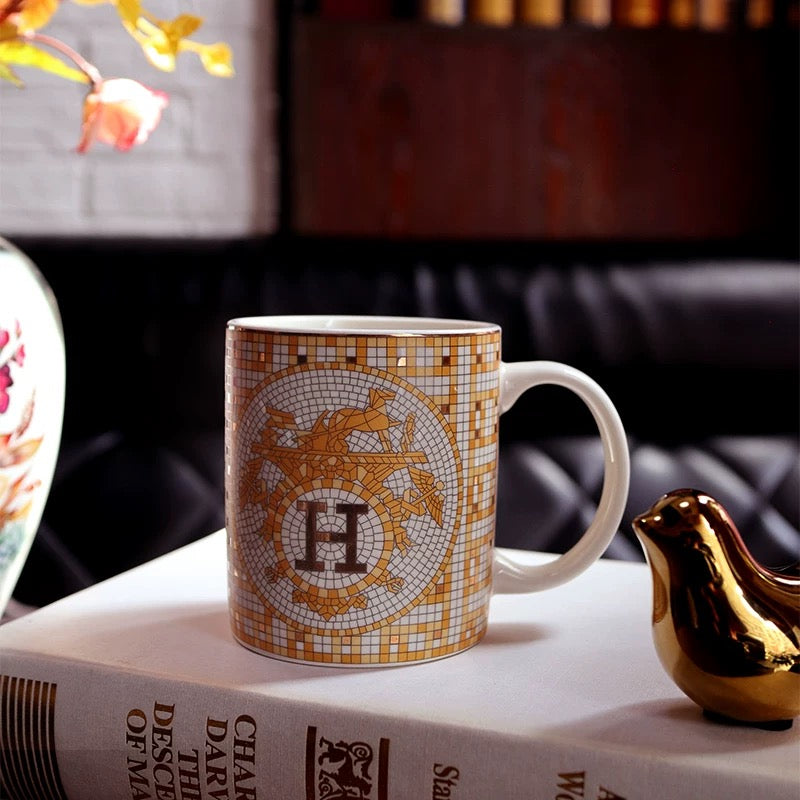 Luxury Fashion Premium Fine Porcelain with Elegant Gold-Plated Finish Coffee & Tea Mug
