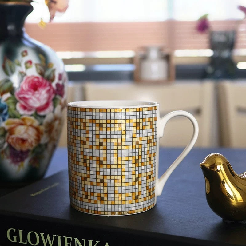 Luxury Fashion Premium Fine Porcelain with Elegant Gold-Plated Finish Coffee & Tea Mug