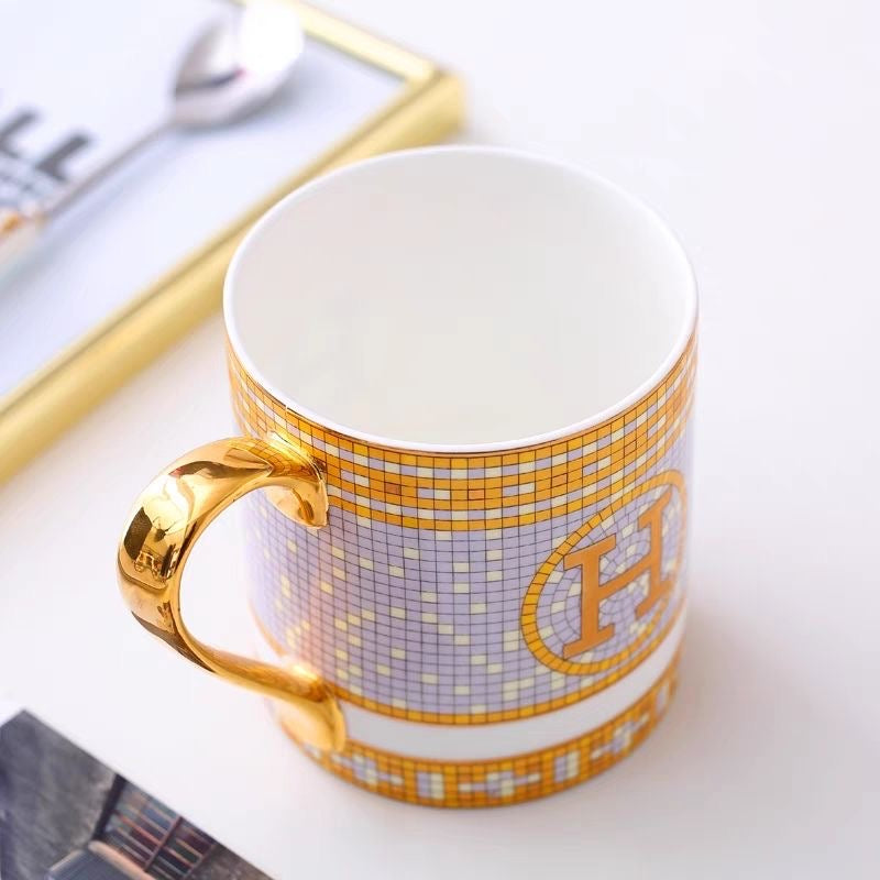 Luxury Fashion Premium Fine Porcelain with Elegant Gold-Plated Finish Coffee & Tea Mug